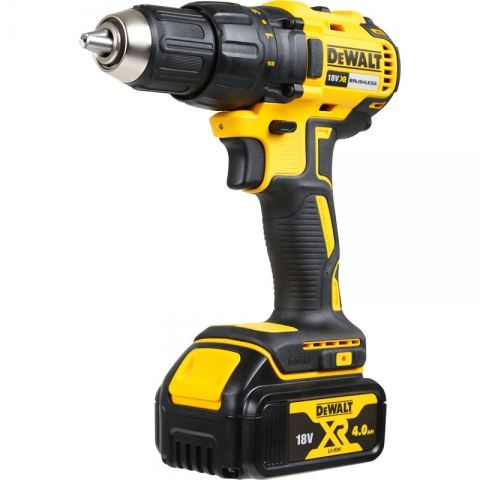 DeWALT Vŕtačka, 18V, 2 x aku 4,0 Ah Li-Ion DCD777M2T