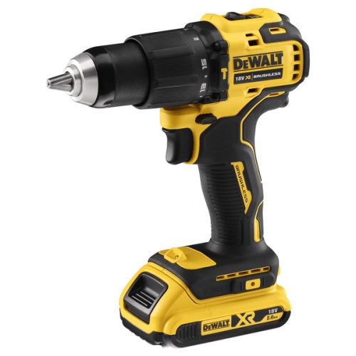 DeWALT Aku bezuhlíková príklepová vŕtačka/skrutkovač 18V XR Li-Ion, 2x 1,5Ah DCD709S2T